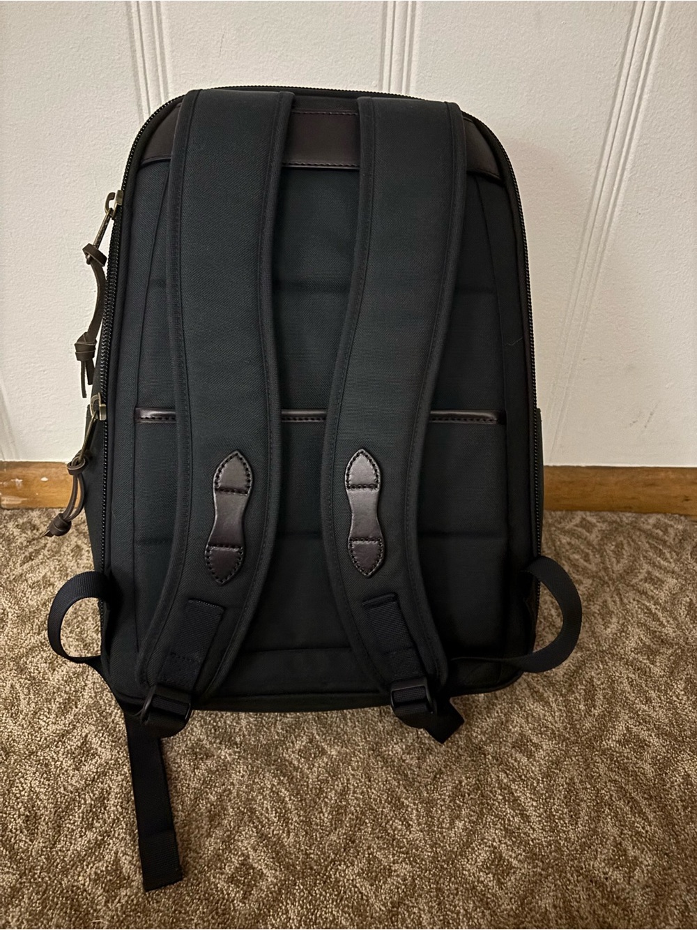 Filson Dryden Ballistic Nylon
Backpack Exclusive - 25L - Navy - Picture 7 of 10